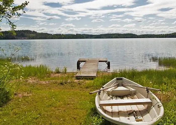 Keltavuokko By Interhome *